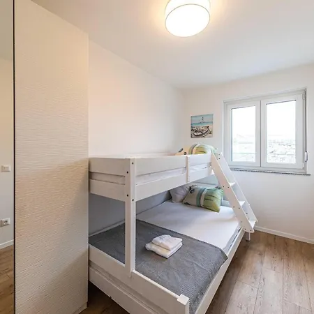 Apartment Stunning In Kastel Novi With Wifi Kastela
